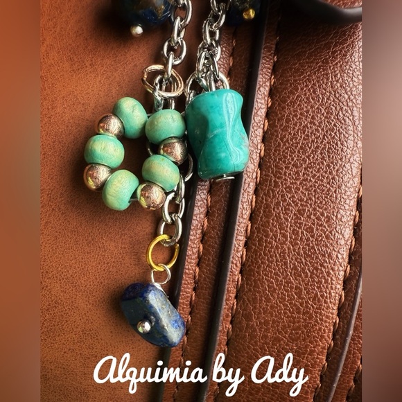 Lapis lazuli Key Holder with Chain Accent bag charms necklace - Picture 4 of 5